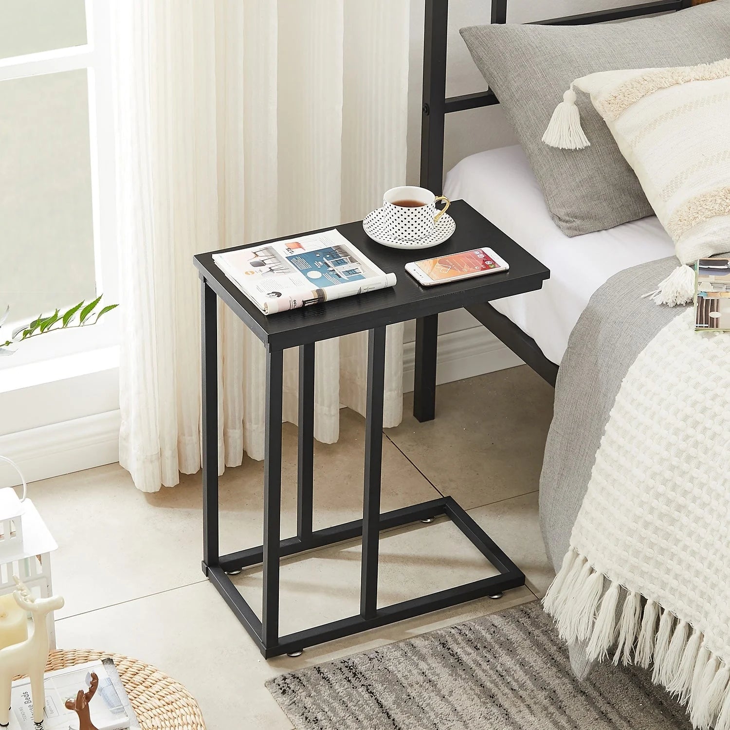 Javlergo Set of 2 C-Shaped Sofa Side Table, Small End Table for Living Room, Narrow Bedside/TV Tray Table