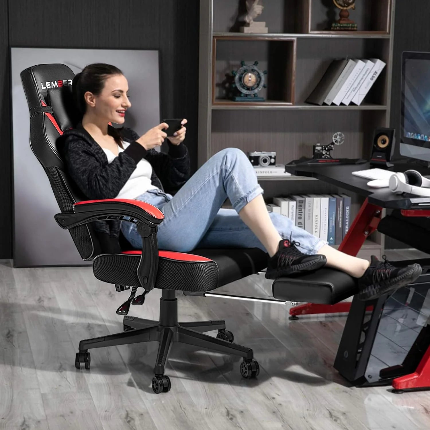 LEMBERI Video Game Chair with Footrest - Big & Tall 400Lb Capacity
